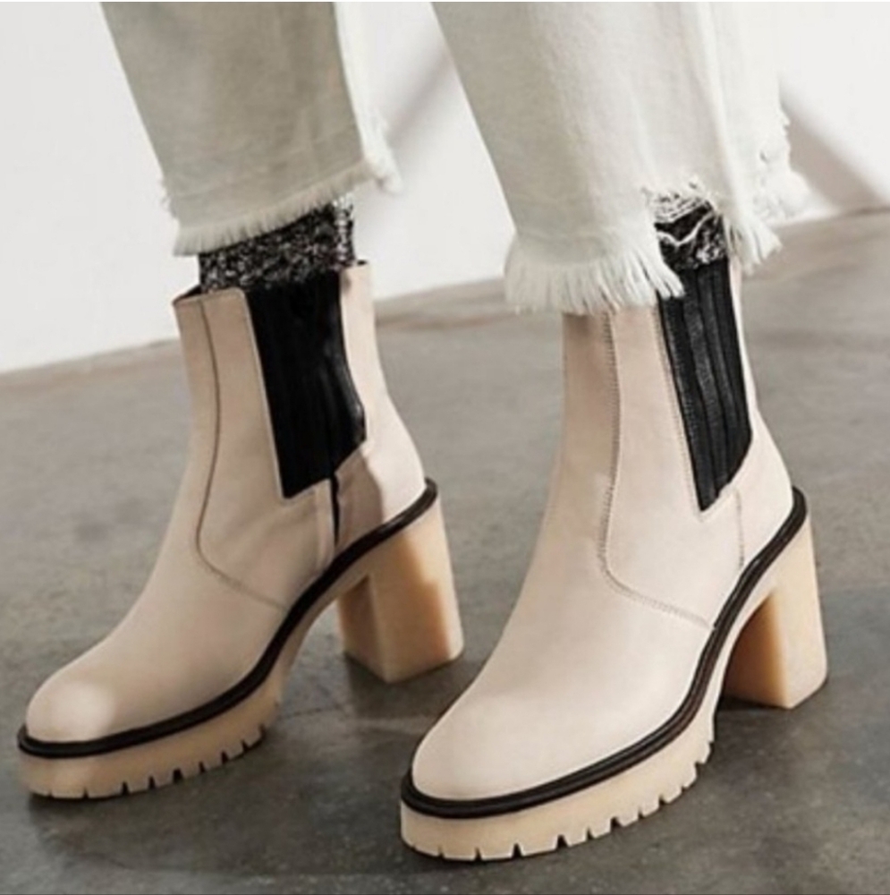 BRAND NEW FREE PEOPLE JAMES  CHELSEA   BOOTS  SHOES SIZE 7